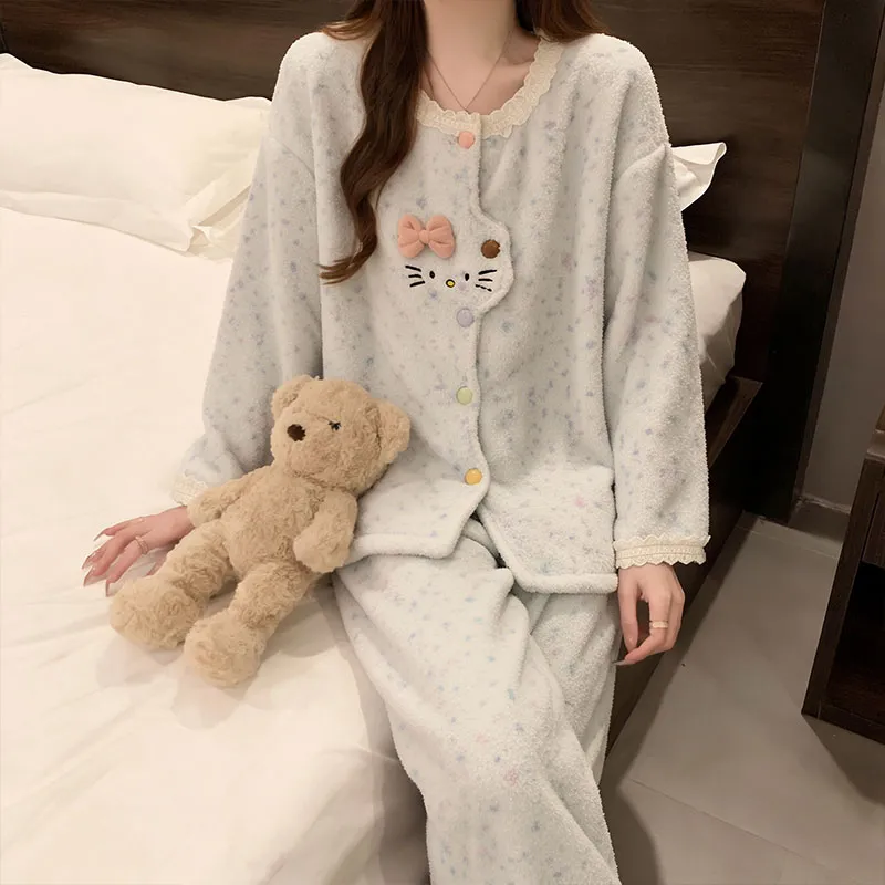 Pyjama femme en polaire corail, automne-hiver, épais et doublé, chaud, style doux et mignon, ensemble de deux pièces en flanelle pour la maison · Grossiste · OEM · Mondial - View 1
