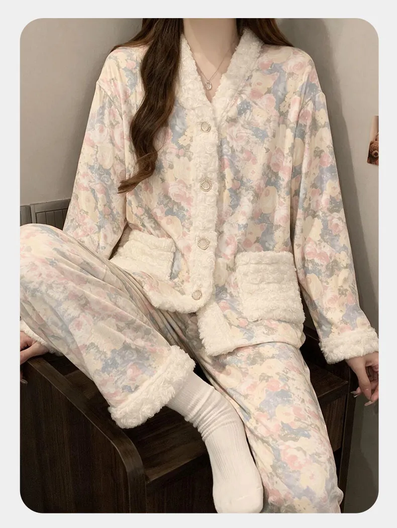German Velvet Warm Pajamas Women Autumn Winter 2026 New Long Sleeve Long Pants Sweet Style Floral Loungewear Loose Set · Wholesale · OEM · Worldwide Shipping - Detail 17