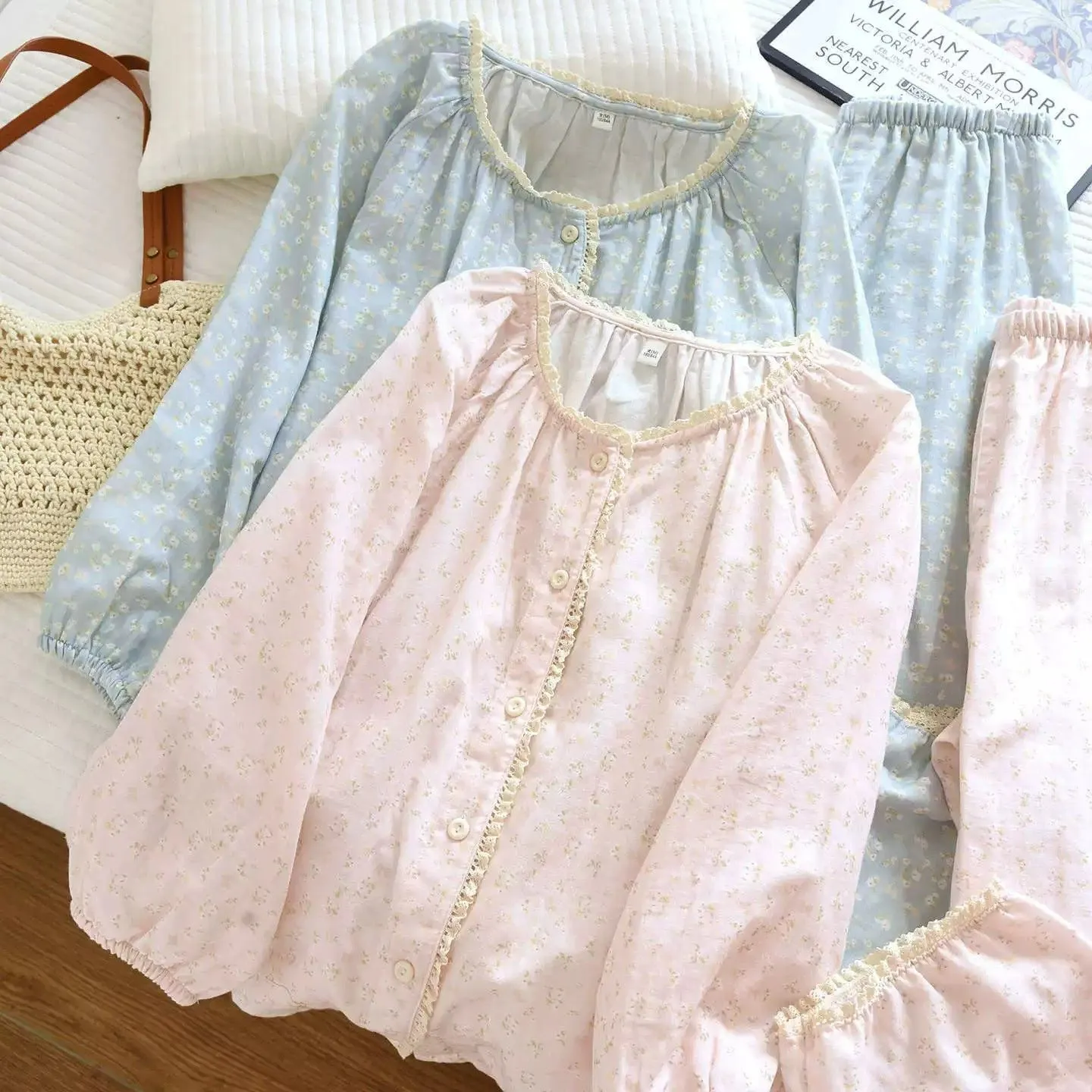 Cloud-Like Cotton Lace Pajamas for Women Korean Sweet Style Lace Floral Pajamas Women Spring Autumn Loungewear Set · Wholesale · OEM · Worldwide Shipping - Detail 3
