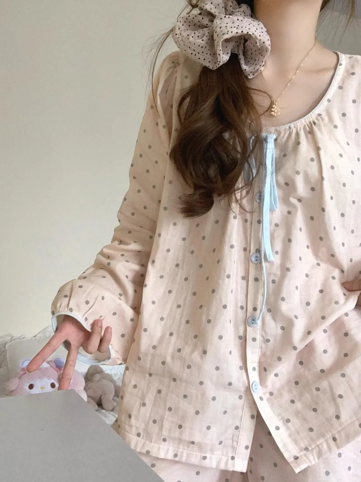 Nouveauté printemps-automne ensemble pyjama femme coton nuage motif pois col rond doux portable comme tenue d'intérieur · Grossiste · OEM · Mondial - Detail 9
