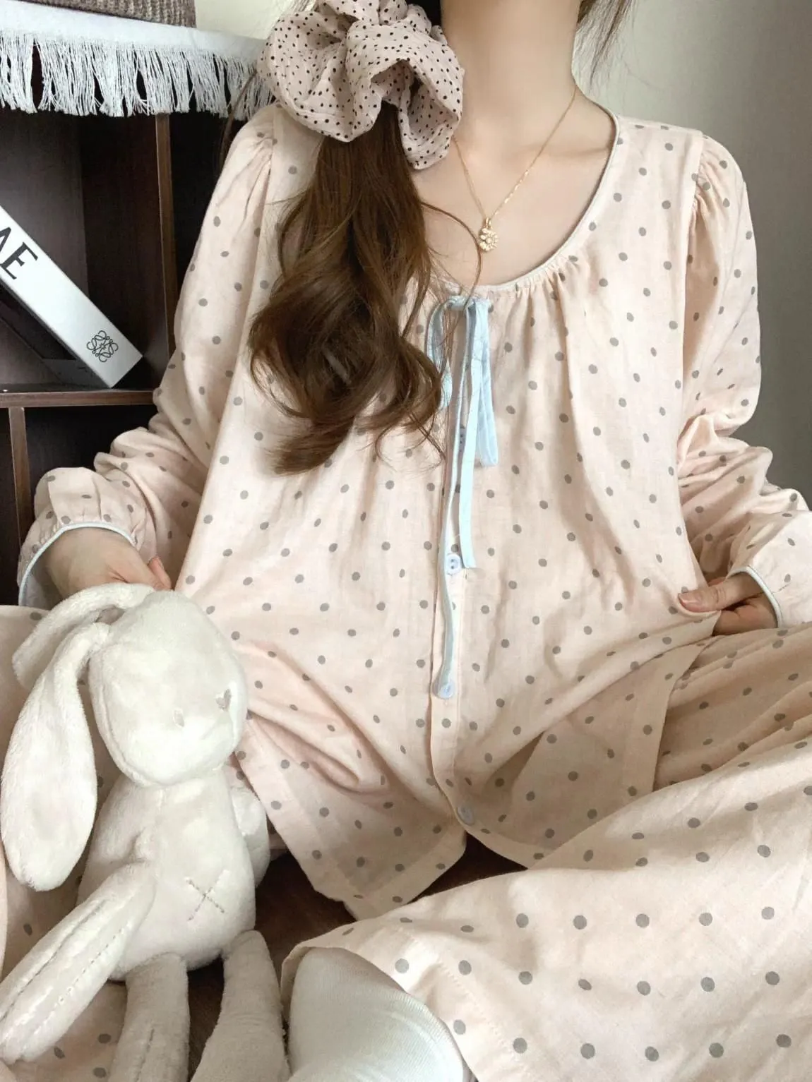 Nouveauté printemps-automne ensemble pyjama femme coton nuage motif pois col rond doux portable comme tenue d'intérieur · Grossiste · OEM · Mondial - Detail 6