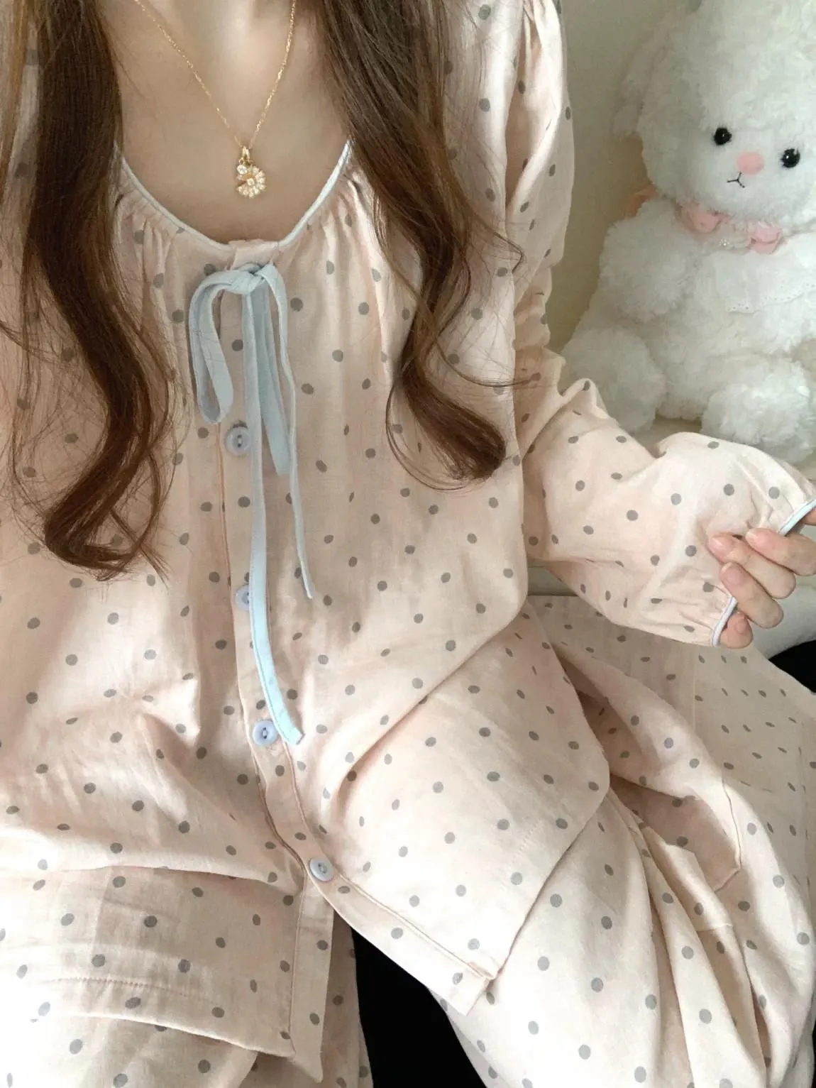 Nouveauté printemps-automne ensemble pyjama femme coton nuage motif pois col rond doux portable comme tenue d'intérieur · Grossiste · OEM · Mondial - Detail 4
