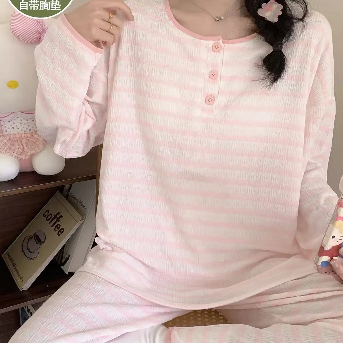 Ensemble pyjama femme style coréen automne-printemps cartoon portable à l'extérieur · Grossiste · OEM · Mondial - View 1