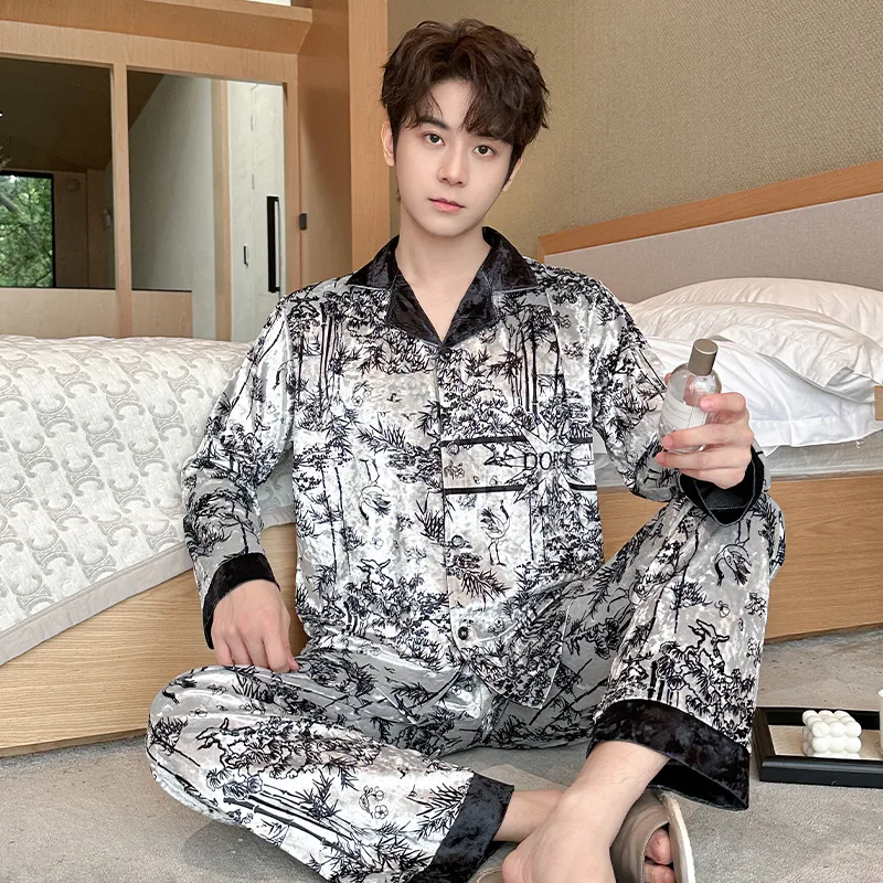 Men's Autumn Winter Pajamas Gold Velvet Korean Style Fashion Plus Size 2026 New Cardigan Diamond Velvet Homewear Set · Wholesale · OEM · Worldwide Shipping - View 2