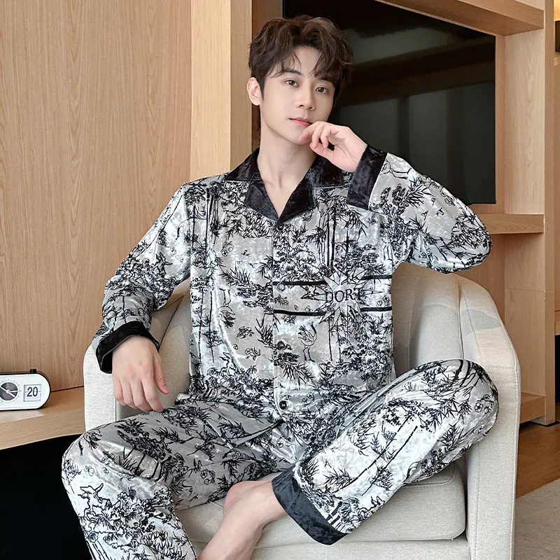 Men's Autumn Winter Pajamas Gold Velvet Korean Style Fashion Plus Size 2026 New Cardigan Diamond Velvet Homewear Set · Wholesale · OEM · Worldwide Shipping