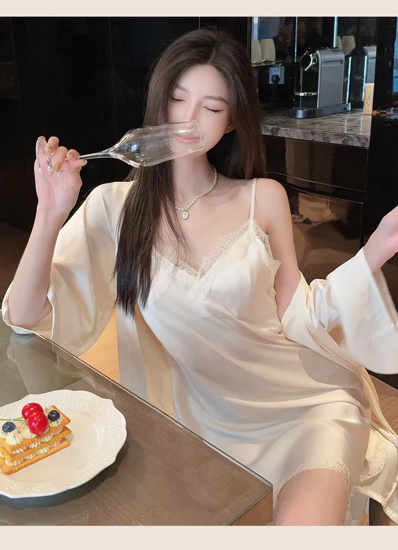 신상 여성 슬립 잠옷 섹시 솔리드 파자마 얇은 아이스 실크 V넥 할로우 레이스 스커트 로브 · 도매 · OEM · 전 세계 배송 - Detail 16