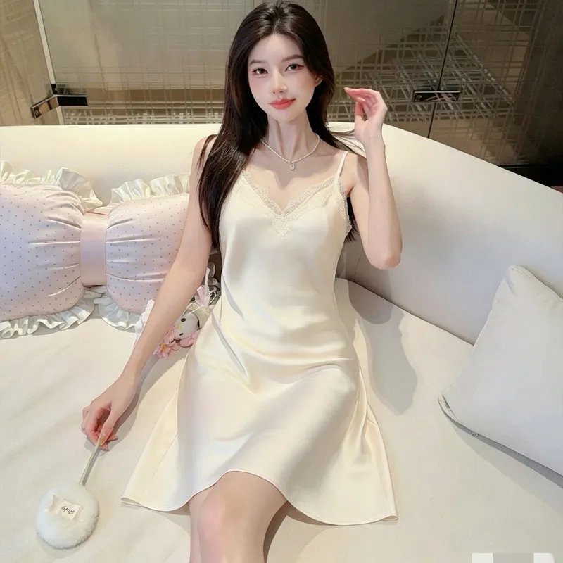 스트랩 브라 패드 분리형 레이스 등판 오픈 섹시 스캘럽 레이스 장식 실크 새틴 고급 슬립 원피스 여성 · 도매 · OEM · 전 세계 배송 - View 3