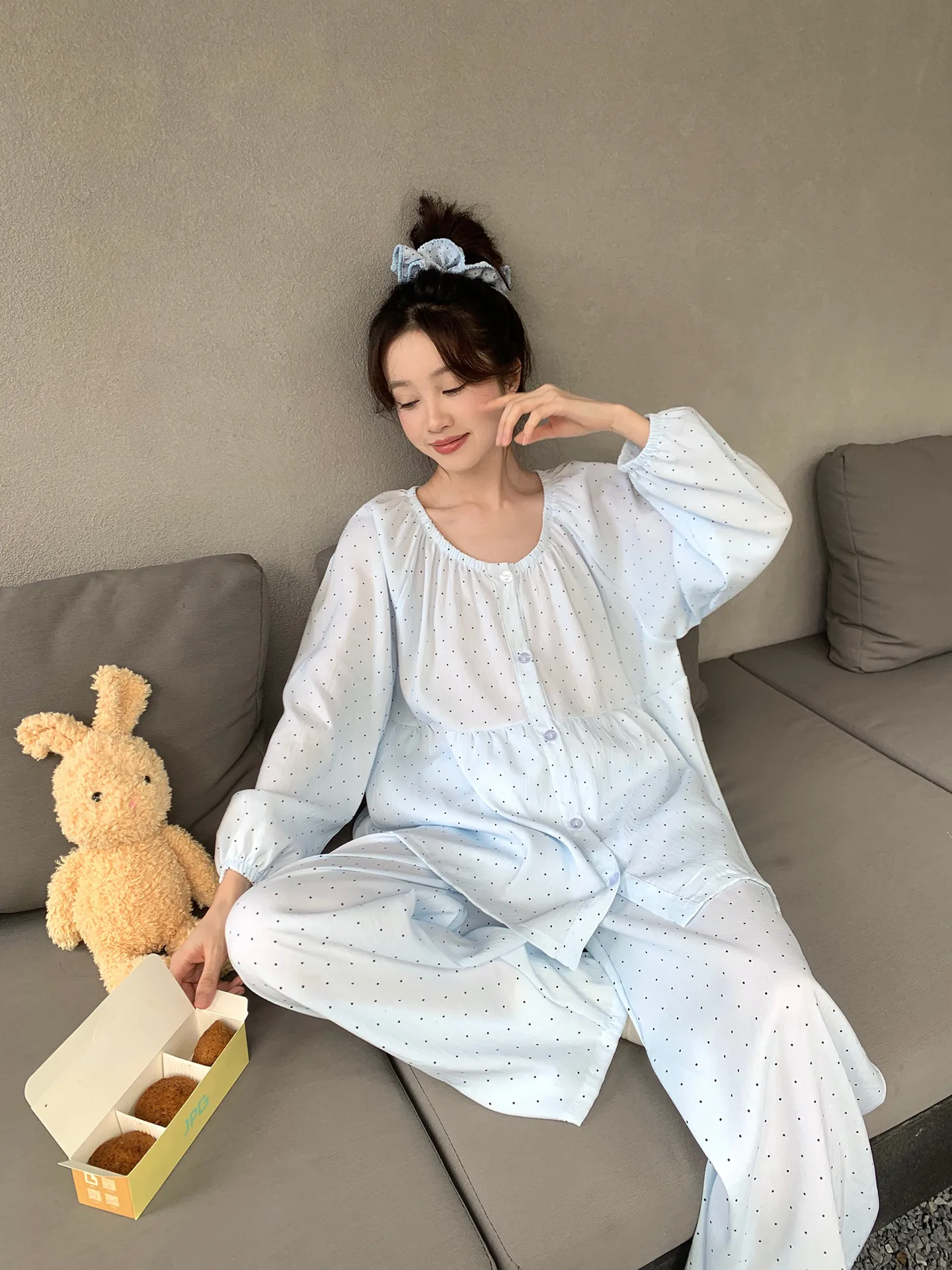 신상 고품질 구름 코튼 봄가을 루즈핏 라운드넥 긴팔 긴바지 파자마 여성 도트 홈웨어 · 도매 · OEM · 전 세계 배송 - Detail 2