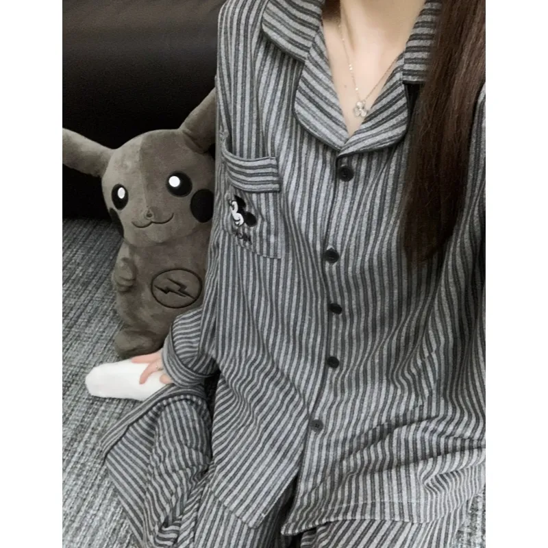 Piyama Pasangan Hangat Bergaris Mickey Versi Korea Bahan Dralon untuk Wanita Musim Gugur Musim Dingin Tebal Longgar Setelan Pria Pakaian Rumah · Grosir · OEM · Pengiriman Global - View 2