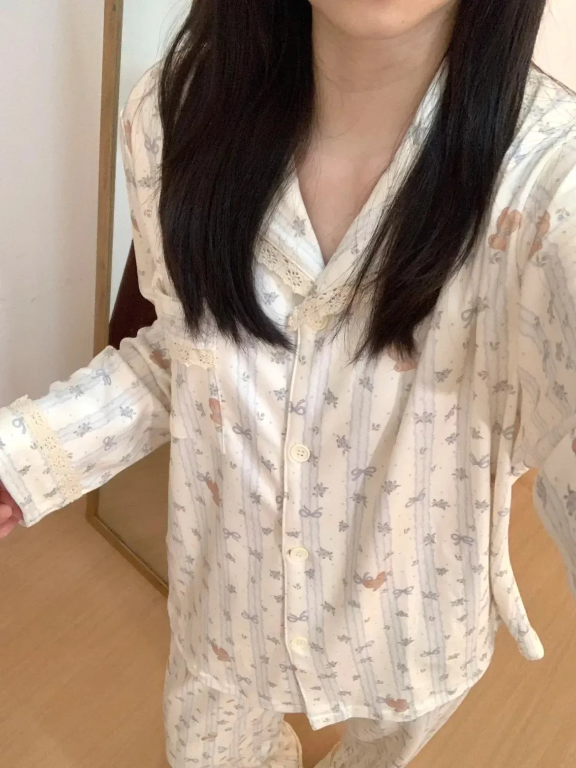 Real Shot# German Velvet Lace Bear Simple Cute Casual Thickened Warm Pajamas Women Autumn Winter Set Loungewear · Wholesale · OEM · Worldwide Shipping - Detail 5