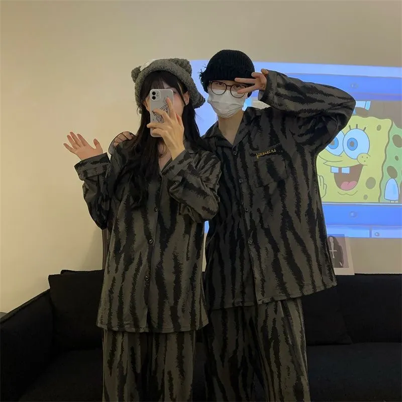 Real Photos# German Velvet Striped Letter Couple Thickened Warm Pajamas Women Autumn Winter Men Plus Size Two-Piece Set Loungewear · Wholesale · OEM · Worldwide Shipping - Detail 6