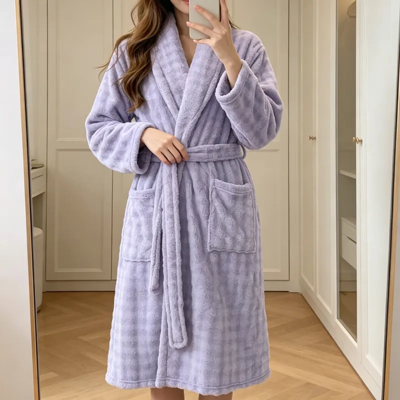 350G thickened warm coral fleece robe women bathrobe loose tie pajamas flannel · Wholesale · OEM · Worldwide Shipping - View 1