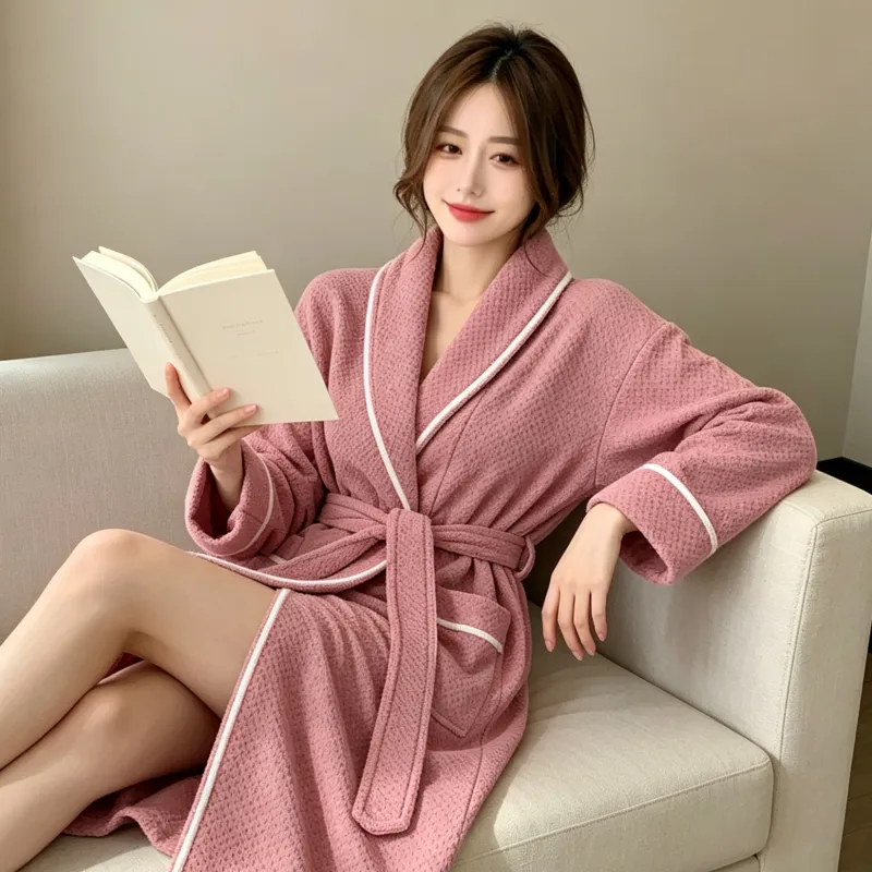 Peignoir femme automne-hiver chaud flanelle peignoir ample ceinture pyjama blanc minimaliste femme pur désir polaire corail · Grossiste · OEM · Mondial - View 2