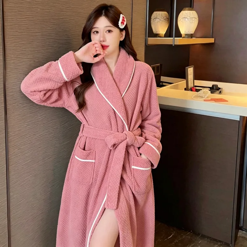 Peignoir femme automne-hiver chaud flanelle peignoir ample ceinture pyjama blanc minimaliste femme pur désir polaire corail · Grossiste · OEM · Mondial - View 3
