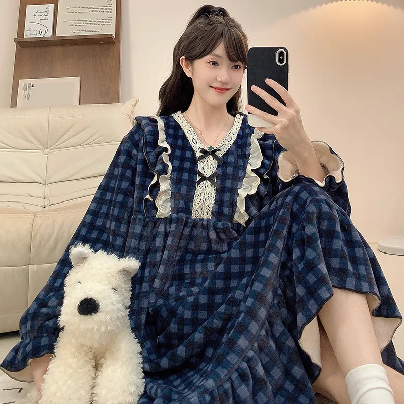 Women's Winter Flannel Printed Nightgown, Loose Plus Size Fits up to 120 kg, Sizes M-5XL · Wholesale · OEM · Worldwide Shipping