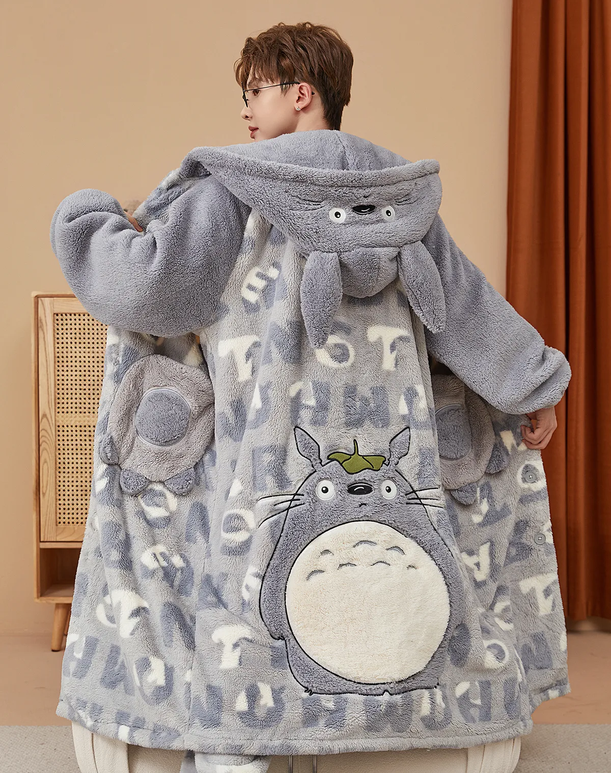 Nouveauté 2026 Ensemble de pyjama en polaire pour homme, modèle automne-hiver, robe de chambre doublée et épaissie, vêtement d'intérieur portable à l'extérieur · Grossiste · OEM · Mondial - Detail 2