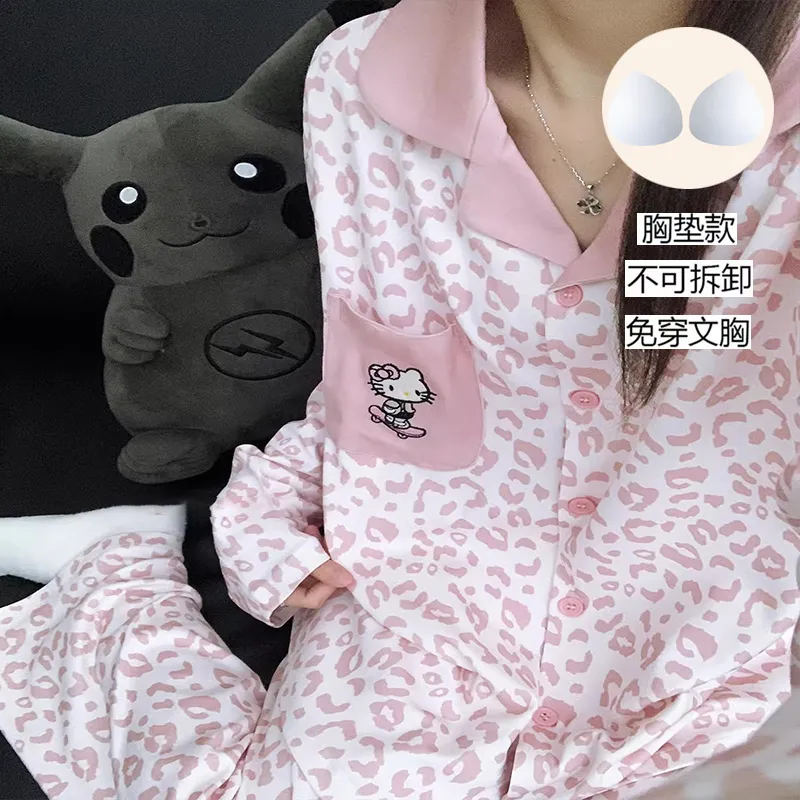 جديد حلو مقاسات كبيرة قابل للارتداء خارجاً قطن سحابي كرتوني KT قط نسائية بيجامة ملابس منزلية طقم · بيع بالجملة · تصنيع حسب الطلب · شحن عالمي - View 1