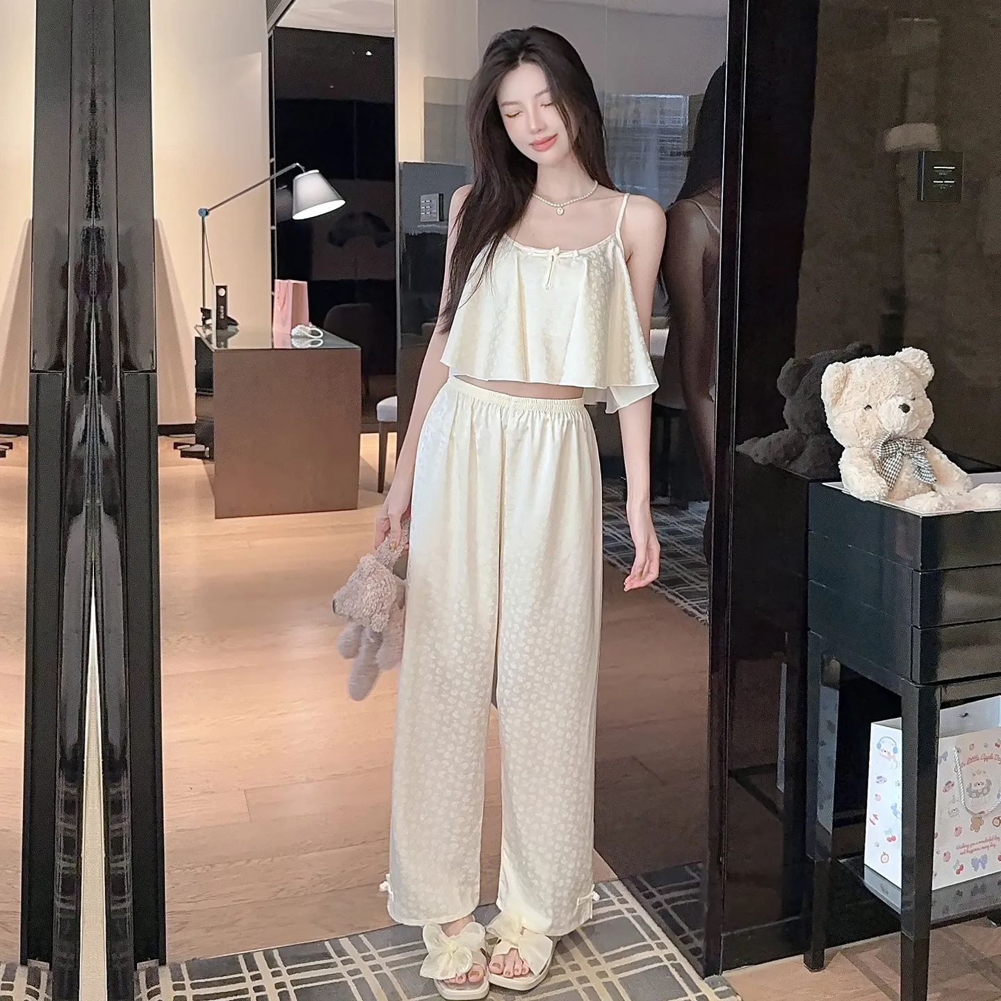 Frog Button Navel-Baring Cami with Chest Pad Short Jacquard Satin High-End Sexy Pure Desire Style Pajamas · Wholesale · OEM · Worldwide Shipping - View 3