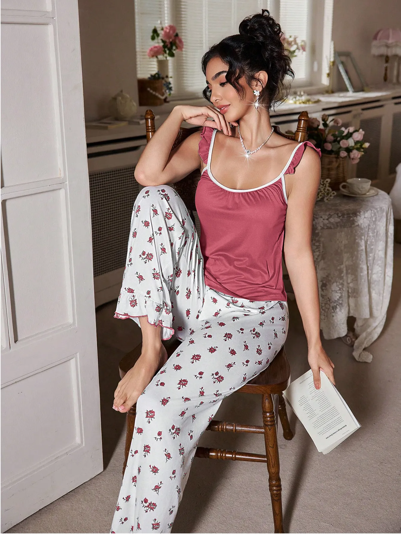 2026 American Retro Cap Sleeve Top and Small Floral Flare Pants Pajama Set, Casual Two-Piece Wearable-Outside Loungewear · Wholesale · OEM · Worldwide Shipping - Detail 5