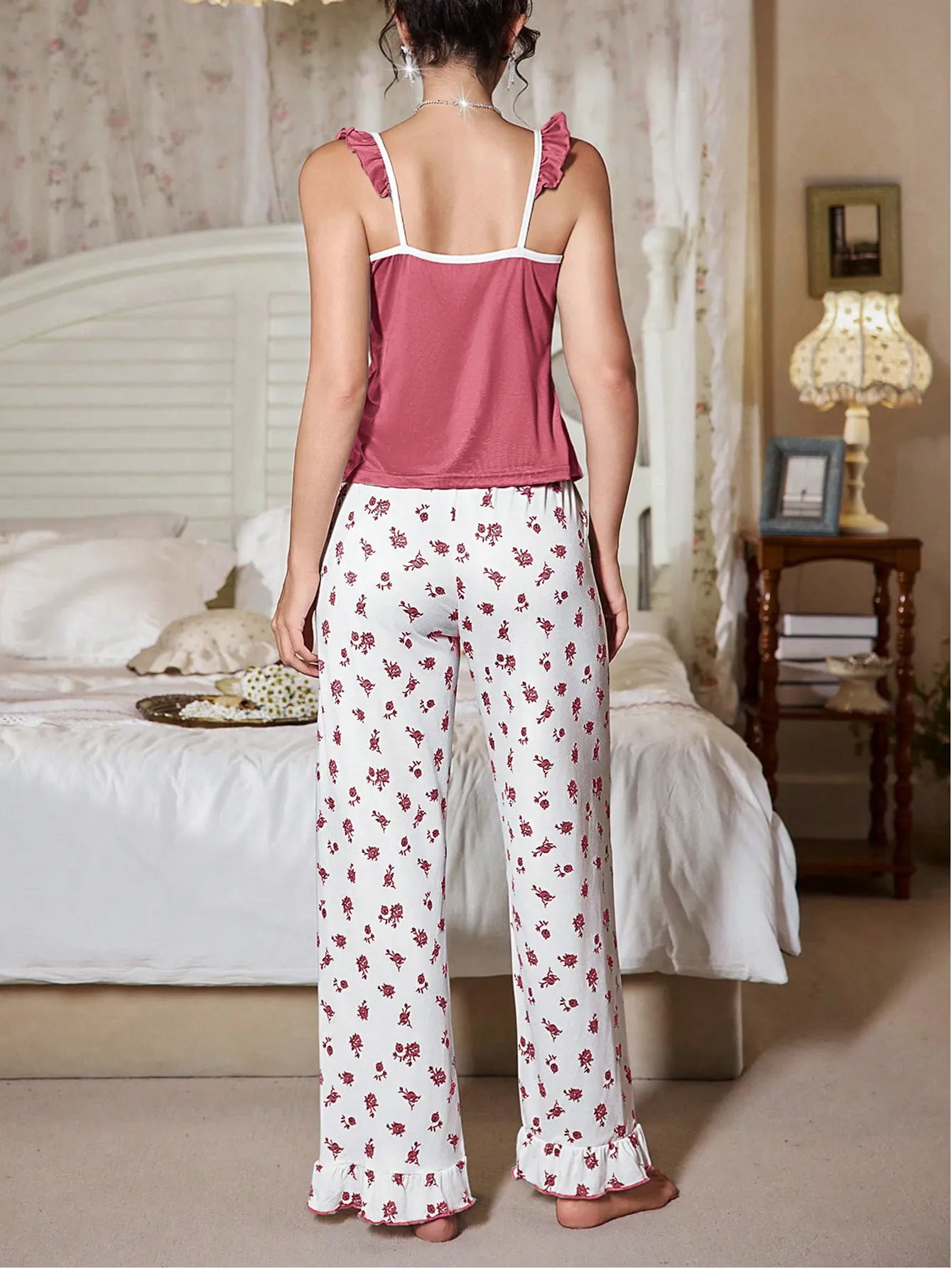 2026 American Retro Cap Sleeve Top and Small Floral Flare Pants Pajama Set, Casual Two-Piece Wearable-Outside Loungewear · Wholesale · OEM · Worldwide Shipping - Detail 3