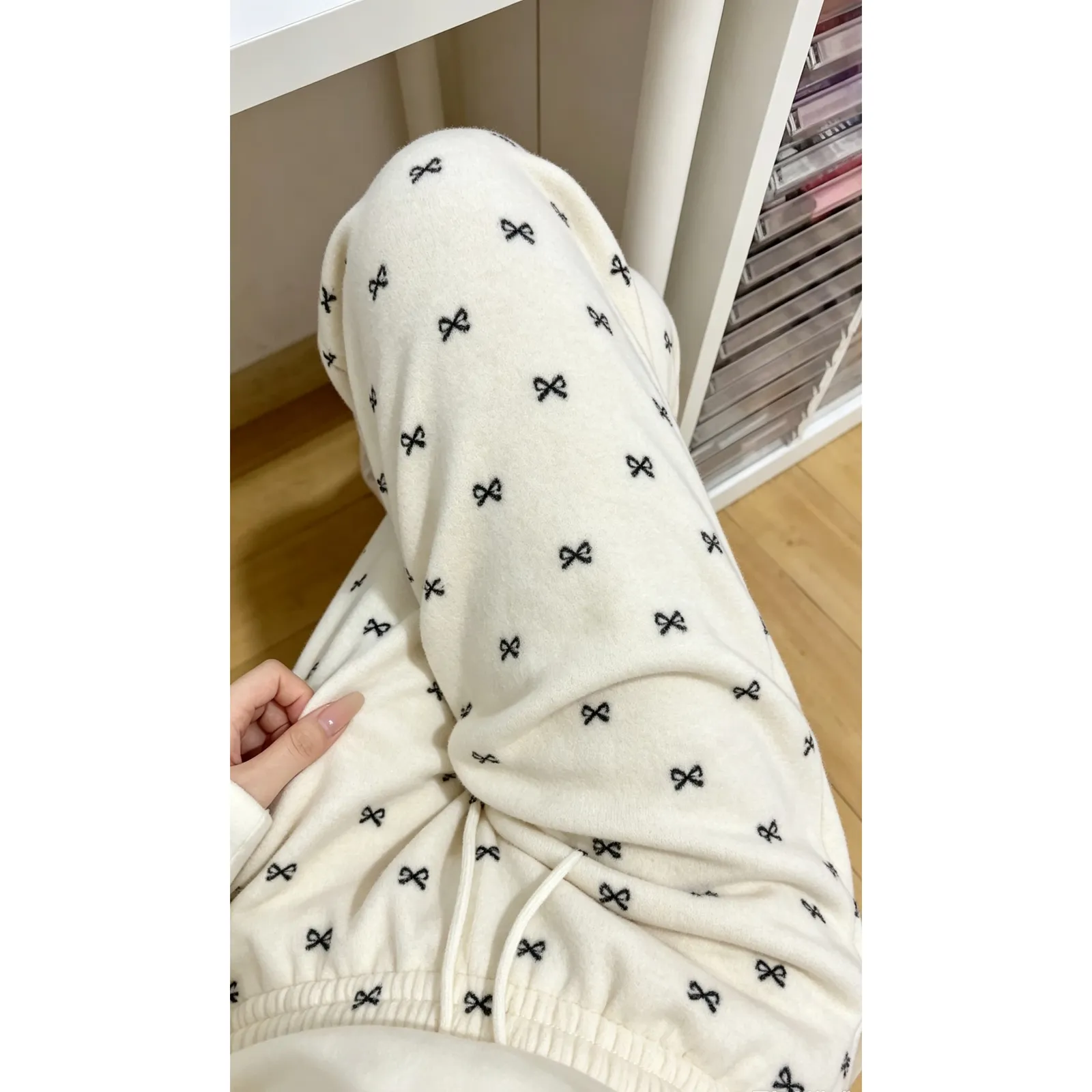 Women's Sleep Pants Autumn/Winter 240g Lambswool Double Pocket Slimming Glutinous Rice Pants with Elastic Drawstring Long Pants Wearable Outside · Wholesale · OEM · Worldwide Shipping - View 2