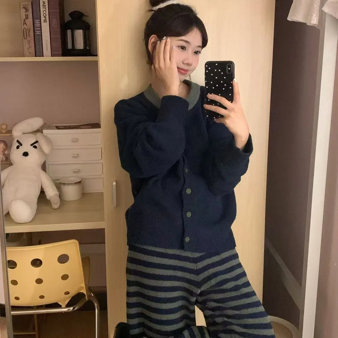 Korean Style Minimalist Striped Knit Pajamas Women Winter New Fleece-Lined Thickened Half-Fleece Loungewear · Wholesale · OEM · Worldwide Shipping - View 3