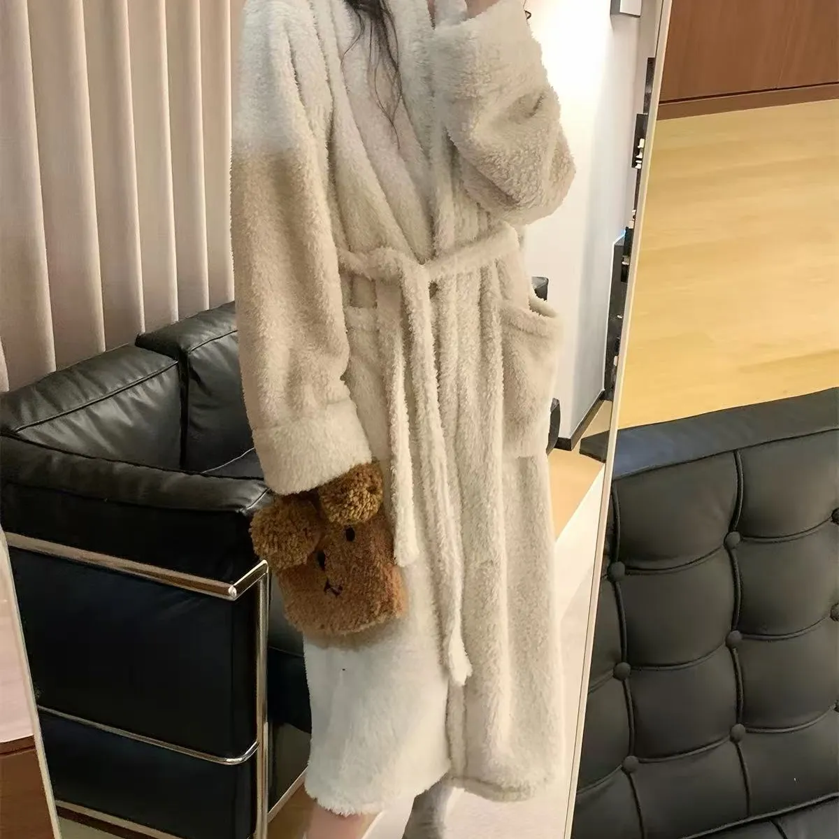 Coral Fleece Long Robe Women Autumn Winter Elegant High-End Feel Wearable Outside Long Sleeve Loungewear · Wholesale · OEM · Worldwide Shipping - View 2