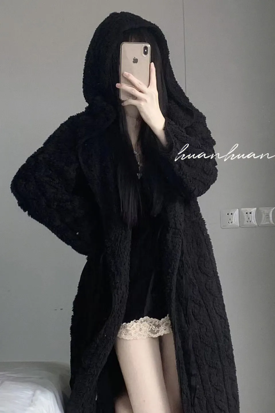 Coral Fleece Long Hooded Black Robe for Women Autumn Winter Elegant Premium Jacquard Wearable Outside Long-Sleeve Loungewear · Wholesale · OEM · Worldwide Shipping - Detail 2