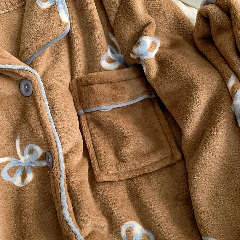 Pyjama femme à nœud style Maillard, automne-hiver, épais, velours corail, chaud, mignon, décontracté, haut de gamme, vêtement d'intérieur · Grossiste · OEM · Mondial - Detail 6