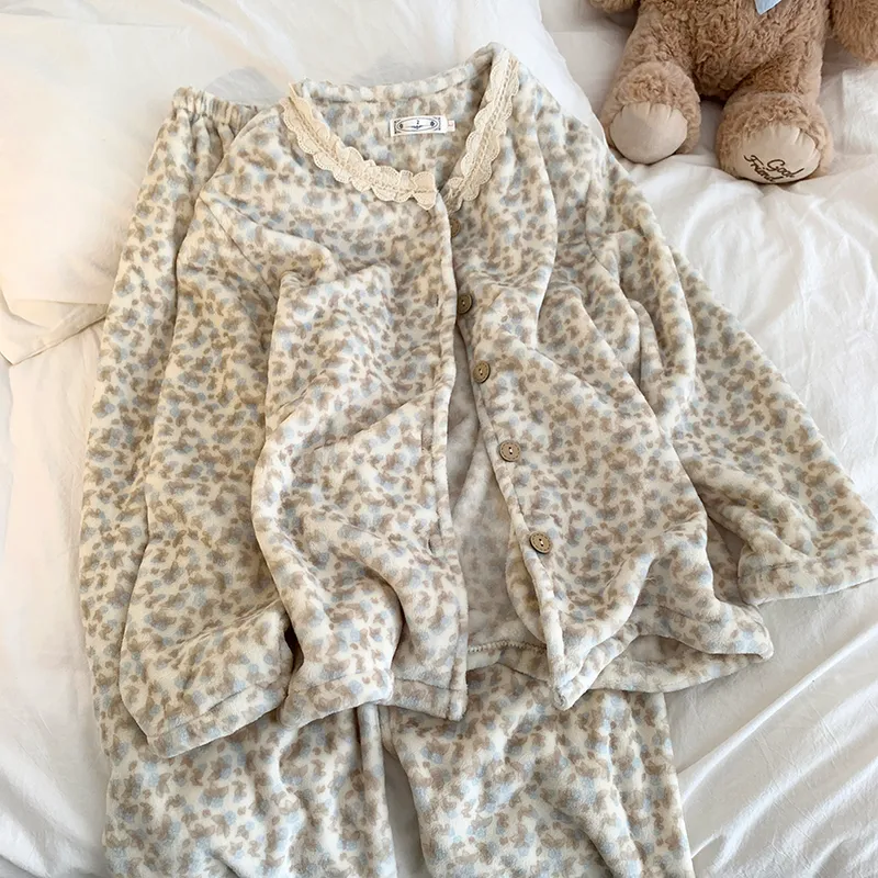 가을겨울 신상 산호绒 잠옷 여성용 두꺼운 보온 레이스 장식 라운드넥 카디건 꽃무늬 홈웨어 세트 · 도매 · OEM · 전 세계 배송 - View 2