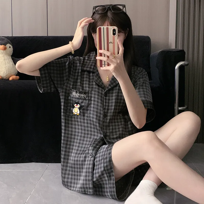 Cartoon Black-Gray Penguin Pajamas for Women, Simple Short-Sleeve Shorts Two-Piece Set, Lightweight Homewear for Summer · Wholesale · OEM · Worldwide Shipping - Detail 4