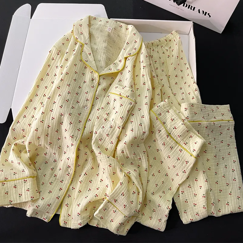 Xinyi Musim Gugur Baru Bubble Cotton Kasa Piama Wanita Lengan Panjang Cardigan Katun Murni Katun Penuh Polos Pakaian Rumah · Grosir · OEM · Pengiriman Global