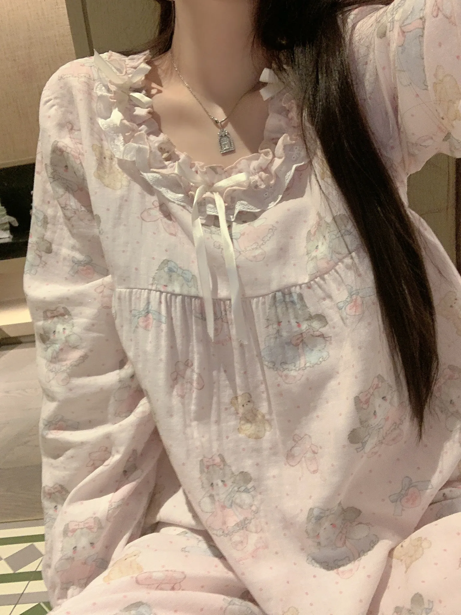 Qiaomengran Soft Girl Cute Doll Collar Sweet Pajamas Women Spring Autumn Long Sleeve Thin Long Sleeve Homewear · Wholesale · OEM · Worldwide Shipping - Detail 2
