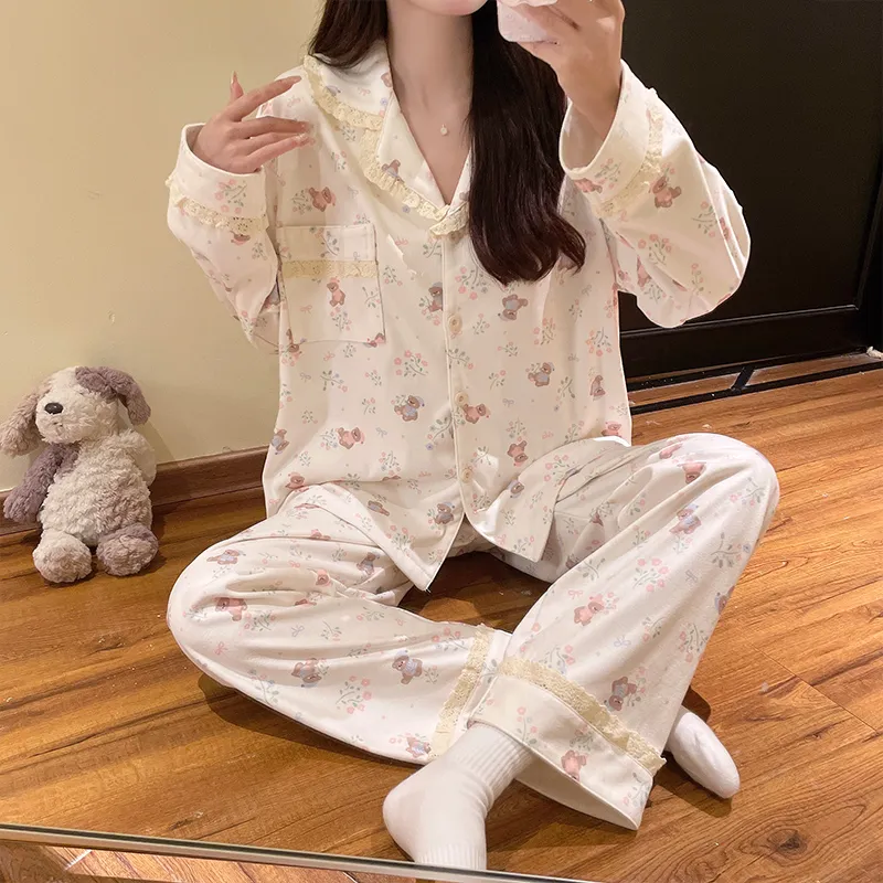 Autumn/Winter New German Velvet Women's Cartoon Lace Collar Loungewear Set · Wholesale · OEM · Worldwide Shipping - View 1