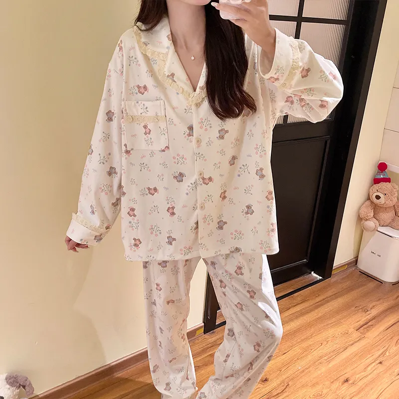Autumn/Winter New German Velvet Women's Cartoon Lace Collar Loungewear Set · Wholesale · OEM · Worldwide Shipping - View 3