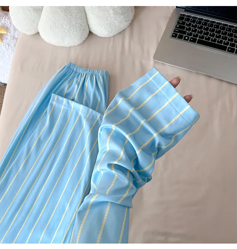 Nouvelle collection automne-hiver, ensemble pyjama couple en velours allemand avec col à motif cartoon · Grossiste · OEM · Mondial - Detail 8