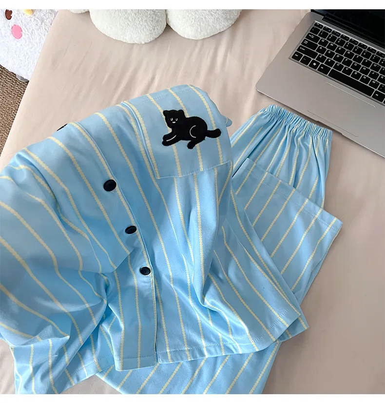 Nouvelle collection automne-hiver, ensemble pyjama couple en velours allemand avec col à motif cartoon · Grossiste · OEM · Mondial - Detail 7