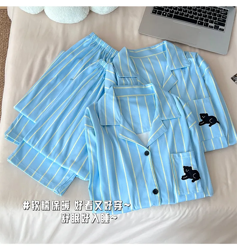 Nouvelle collection automne-hiver, ensemble pyjama couple en velours allemand avec col à motif cartoon · Grossiste · OEM · Mondial - Detail 3