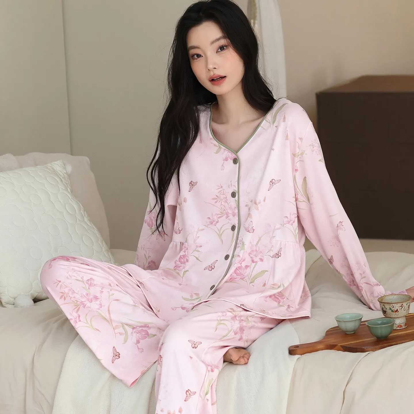 New Women's Fashion Pure Cotton New Chinese Style Floral V-Neck Cardigan Wearable Outside Loungewear Set · Wholesale · OEM · Worldwide Shipping - View 1