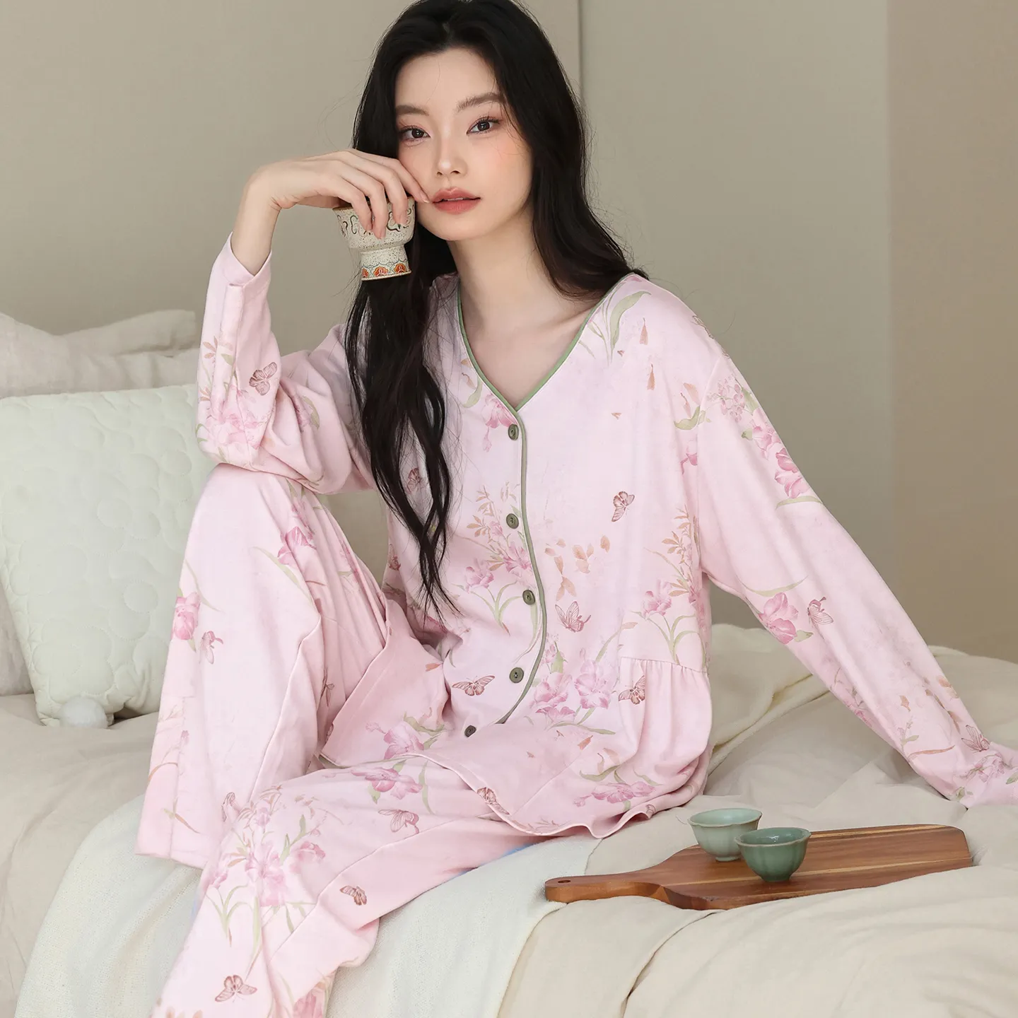 New Women's Fashion Pure Cotton New Chinese Style Floral V-Neck Cardigan Wearable Outside Loungewear Set · Wholesale · OEM · Worldwide Shipping - View 2