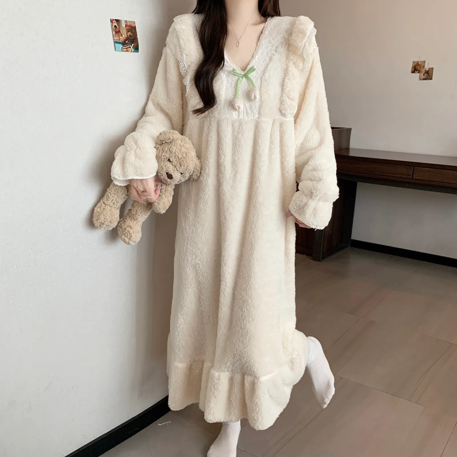 Women's Pajamas Winter New Long Plush Nightdress Korean Style Loose Plus Size 125kg Wearable Loungewear M-5XL · Wholesale · OEM · Worldwide Shipping - View 1