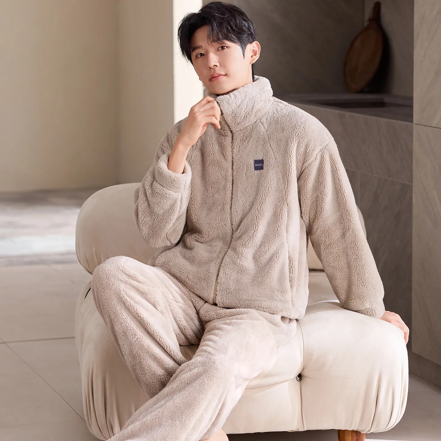 New Couple's Cozy Fleece Long-Length Thickened Warm Sporty Stand-Collar Zip-Up Wearable-Outside Loungewear Set · Wholesale · OEM · Worldwide Shipping - Detail 1