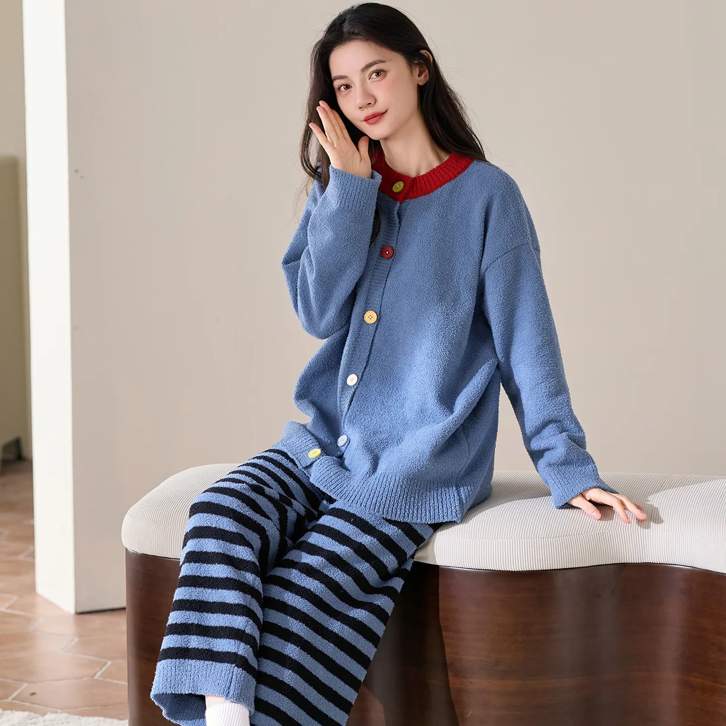 New Pajamas Couple Half-Side Fleece Lined Thickened Warm Fashion Striped Wearable Outside Homewear Set · Wholesale · OEM · Worldwide Shipping - Detail 2