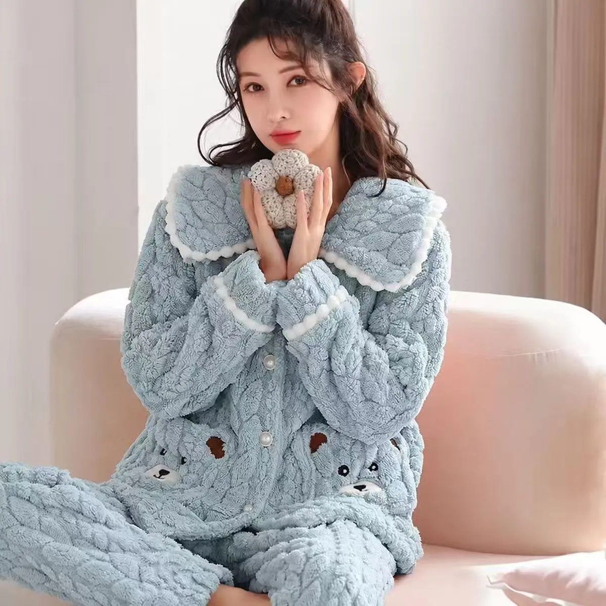 Piyama Wanita Jacquard Coral Fleece Musim Gugur Musim Dingin Coral Fleece Berbulu Tebal Kardigan Flanel · Grosir · OEM · Pengiriman Global - Detail 8