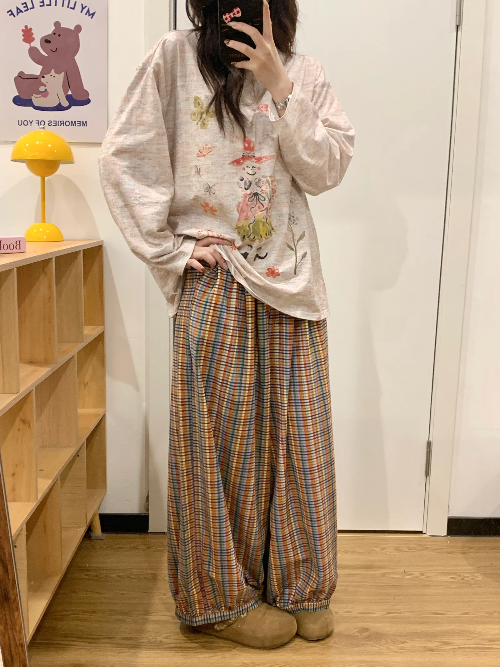 2026 New Autumn German Velvet Cartoon Long Sleeve Summer Pajama Sweet Design Wearable Plaid Loose Set · Wholesale · OEM · Worldwide Shipping - View 3