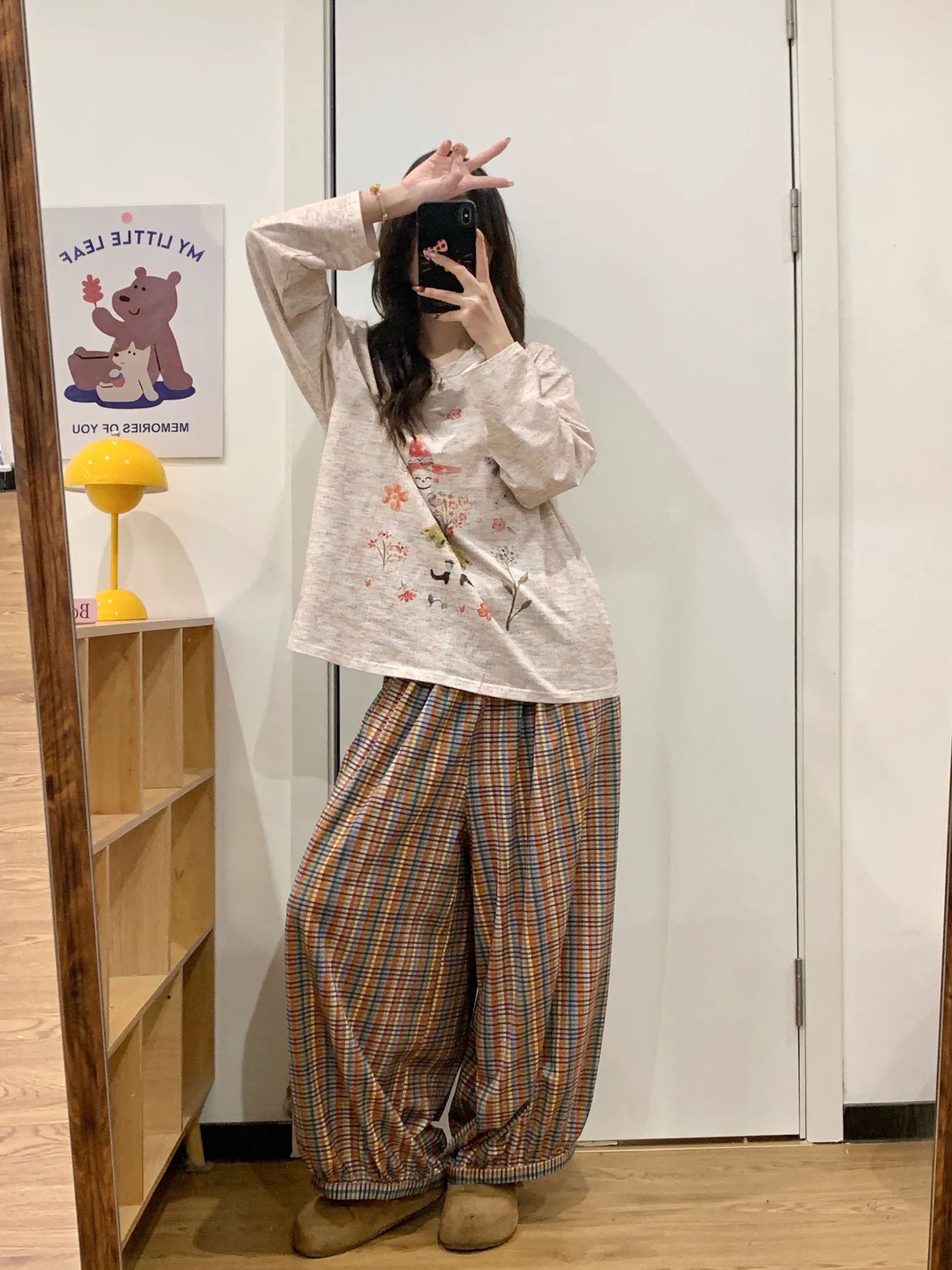 2026 New Autumn German Velvet Cartoon Long Sleeve Summer Pajama Sweet Design Wearable Plaid Loose Set · Wholesale · OEM · Worldwide Shipping - Detail 10