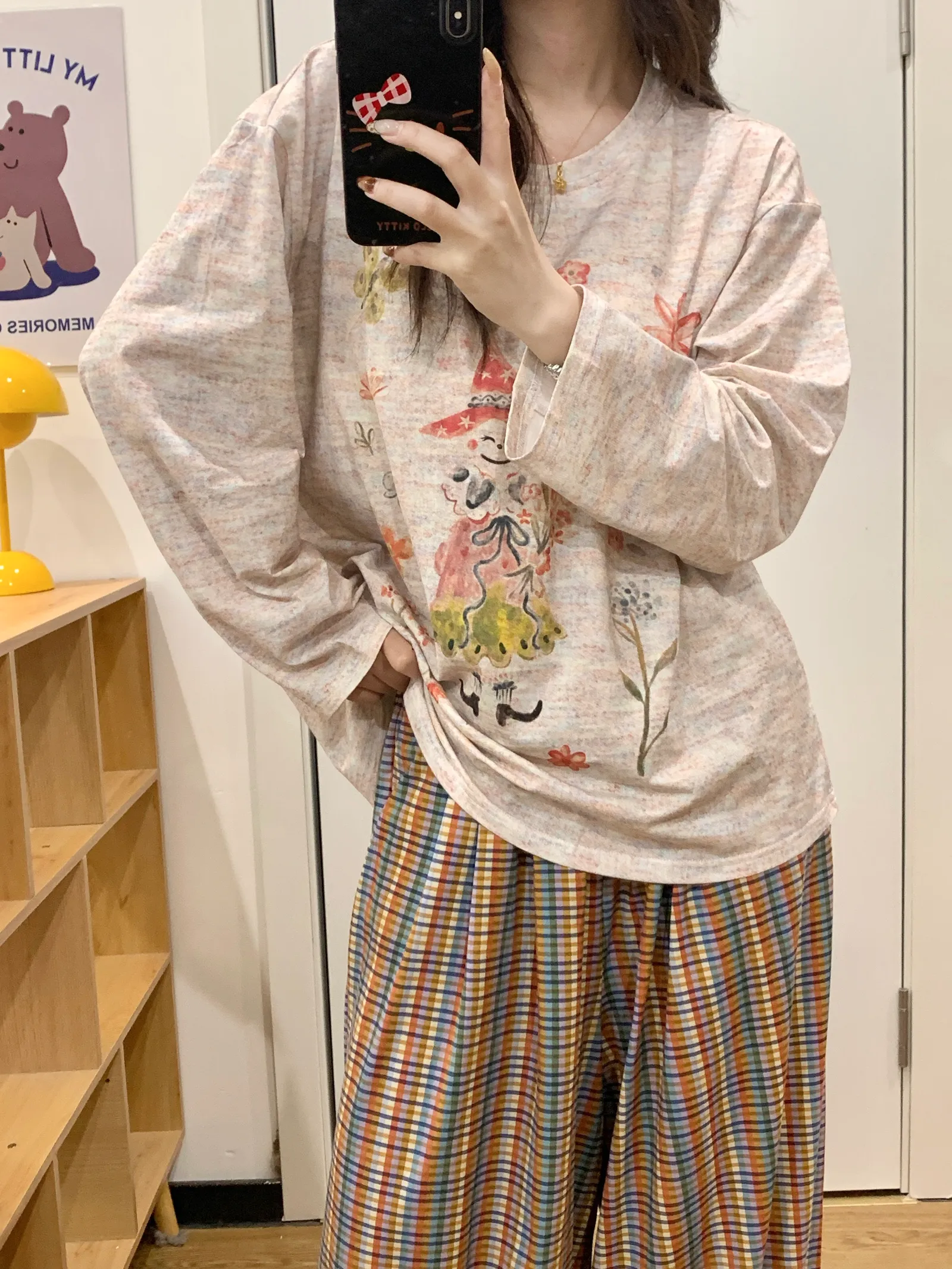 2026 New Autumn German Velvet Cartoon Long Sleeve Summer Pajama Sweet Design Wearable Plaid Loose Set · Wholesale · OEM · Worldwide Shipping - View 4