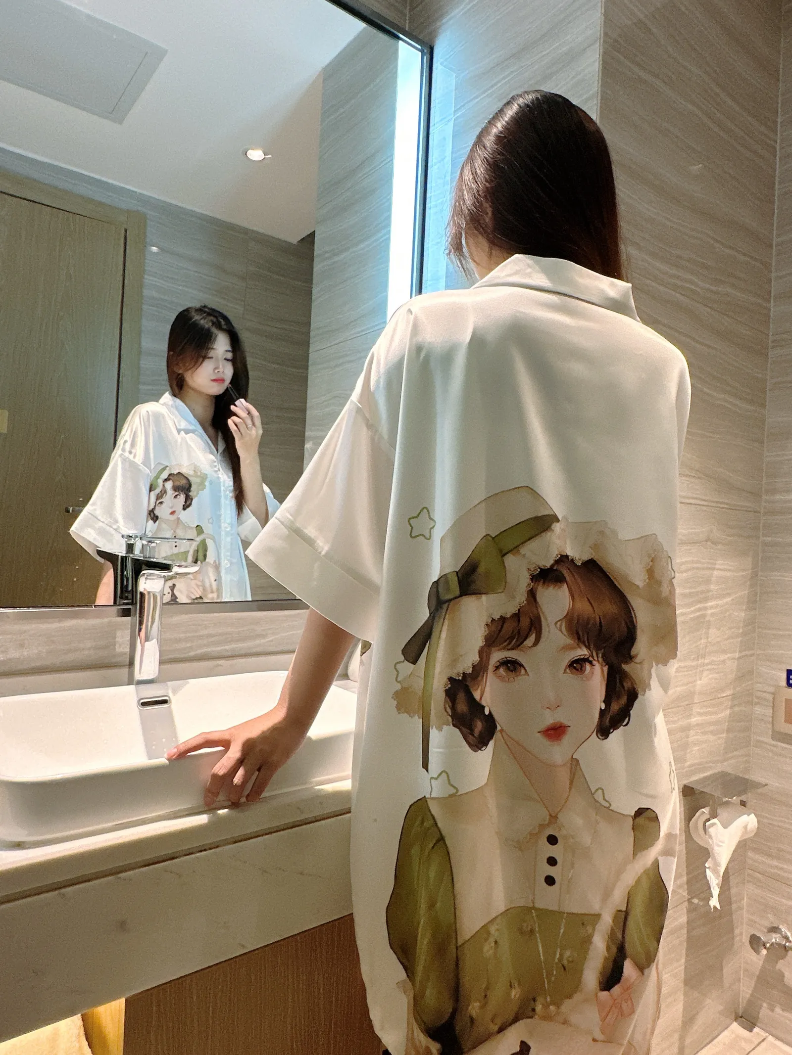 Europe & US Cross-Border Women's Second-Skin Ice Silk Nightgown, Light Luxury Midi Lounge Dress · Wholesale · OEM · Worldwide Shipping - Detail 9