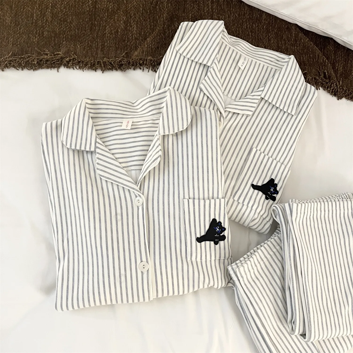 Pyjama couple en velours de laine Dralon - motif chat qui fait le grand écart, nouvelle collection printemps-automne, adorable, portable à l'extérieur, style sweet, ensemble de loungewear · Grossiste · OEM · Mondial - Detail 4