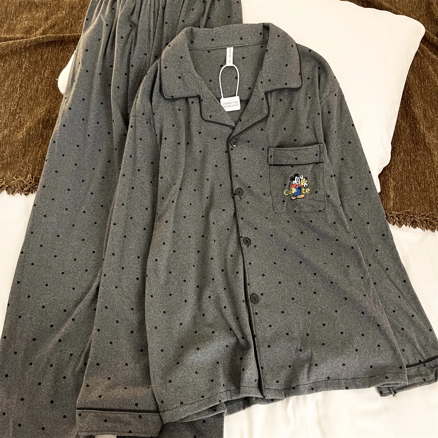 Men's German Velvet - Gray Polka Dot Mickey Couple Spring Autumn New Cute Wearable Outside Sweet Style Loungewear Set · Wholesale · OEM · Worldwide Shipping - Detail 3